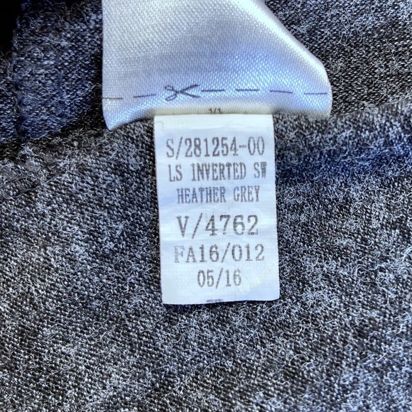 👗 OLD NAVY || Knit V-Necked Shirt Dress- - Picture 6 of 6